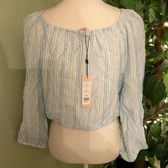 BCBGeneration 3/4 Sleeve V Neck Surplice Crop Top size XL NWT - Picture 9 of 10